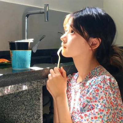与鲨共游